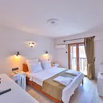 Otel Zinbad 3*