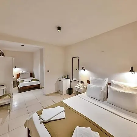 Zinbad Hotel 3*